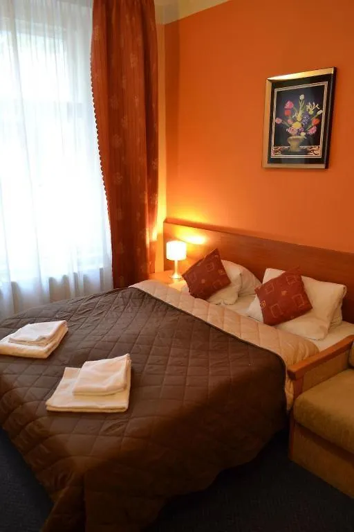 Hodinovy Hotel - Azil Pro Milinske Pary Prague Czech Republic